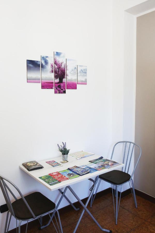 Appartamento Delle Rose เซสโต คาเลนดิ ภายนอก รูปภาพ